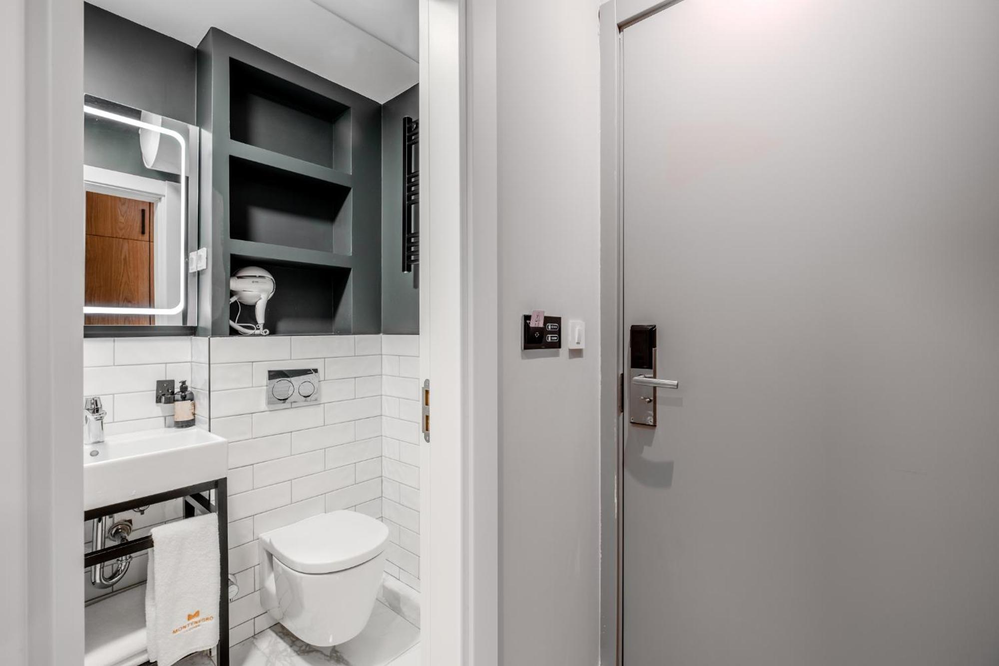 Montenegro Lodge Kavač 部屋 写真 Bathroom