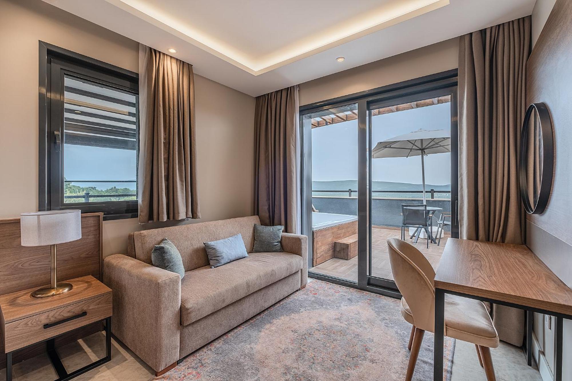 Montenegro Lodge Kavač 部屋 写真 Suite