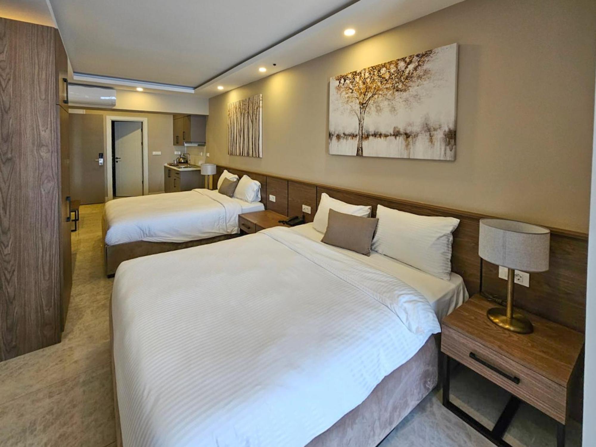 Montenegro Lodge Kavač 部屋 写真 Deluxe Family Room
